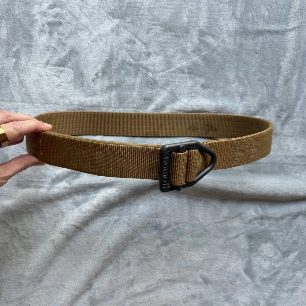 The Wilderness Tactical Belt Mens 34 Brown Original Instructor V-Ring USA Made